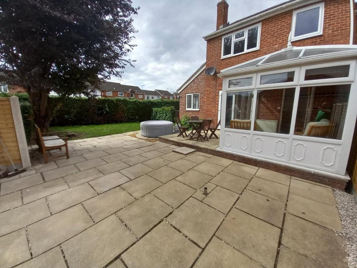 Leominster 3 Bedroom House Parking Garden Private Екстер'єр фото