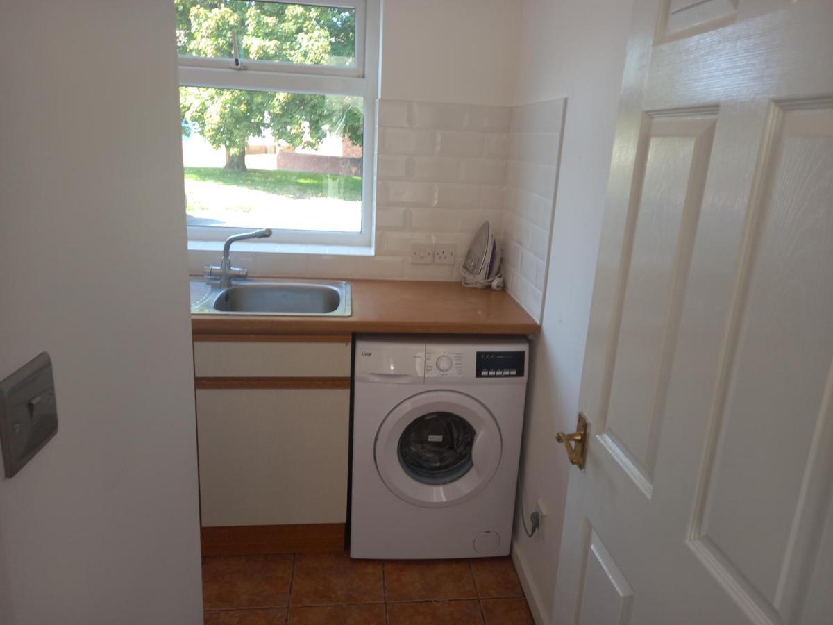 Leominster 3 Bedroom House Parking Garden Private Екстер'єр фото