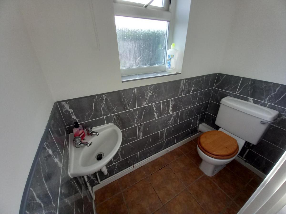 Leominster 3 Bedroom House Parking Garden Private Екстер'єр фото